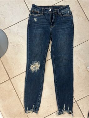 Women’s Dark Blue Distressed Skinny Jeans by